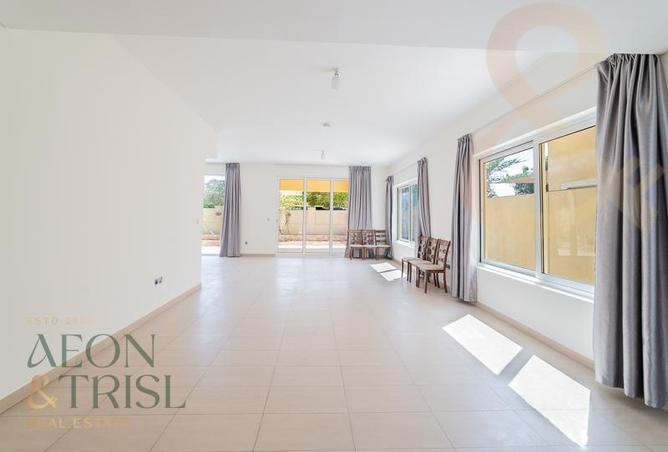 67820575 - Property Image 2