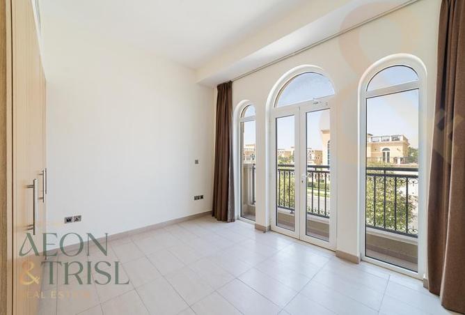 67820575 - Property Image 3