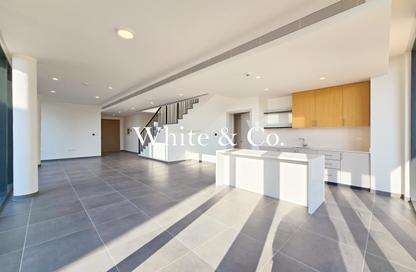 Villa - 5 Bedrooms - 6 Bathrooms for rent in June - Arabian Ranches 3 - Dubai