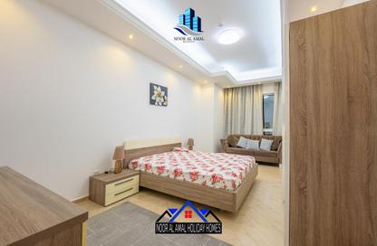 Duplex - 5 Bedrooms - 5 Bathrooms for rent in Beach Tower 2 - Al Khan Lagoon - Al Khan - Sharjah