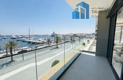 Apartment - 2 Bedrooms - 2 Bathrooms for rent in Seagate Building 4 - Seagate - Mina Rashid - Dubai