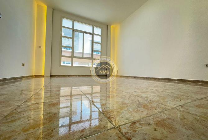 87453529 - Property Image 2