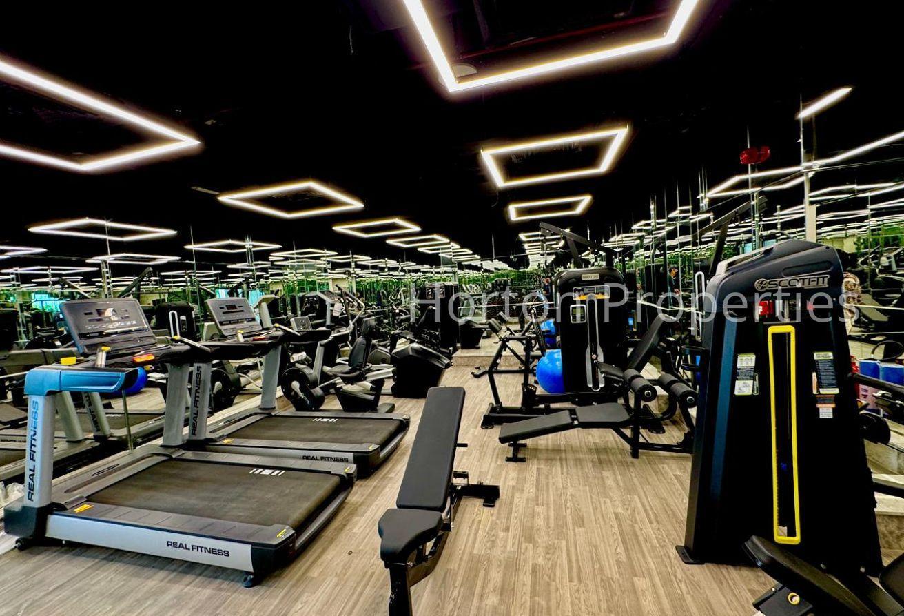 FURNISHED STUDIO | POOL VIEW | NEAR CIRCLE MALL photo 14