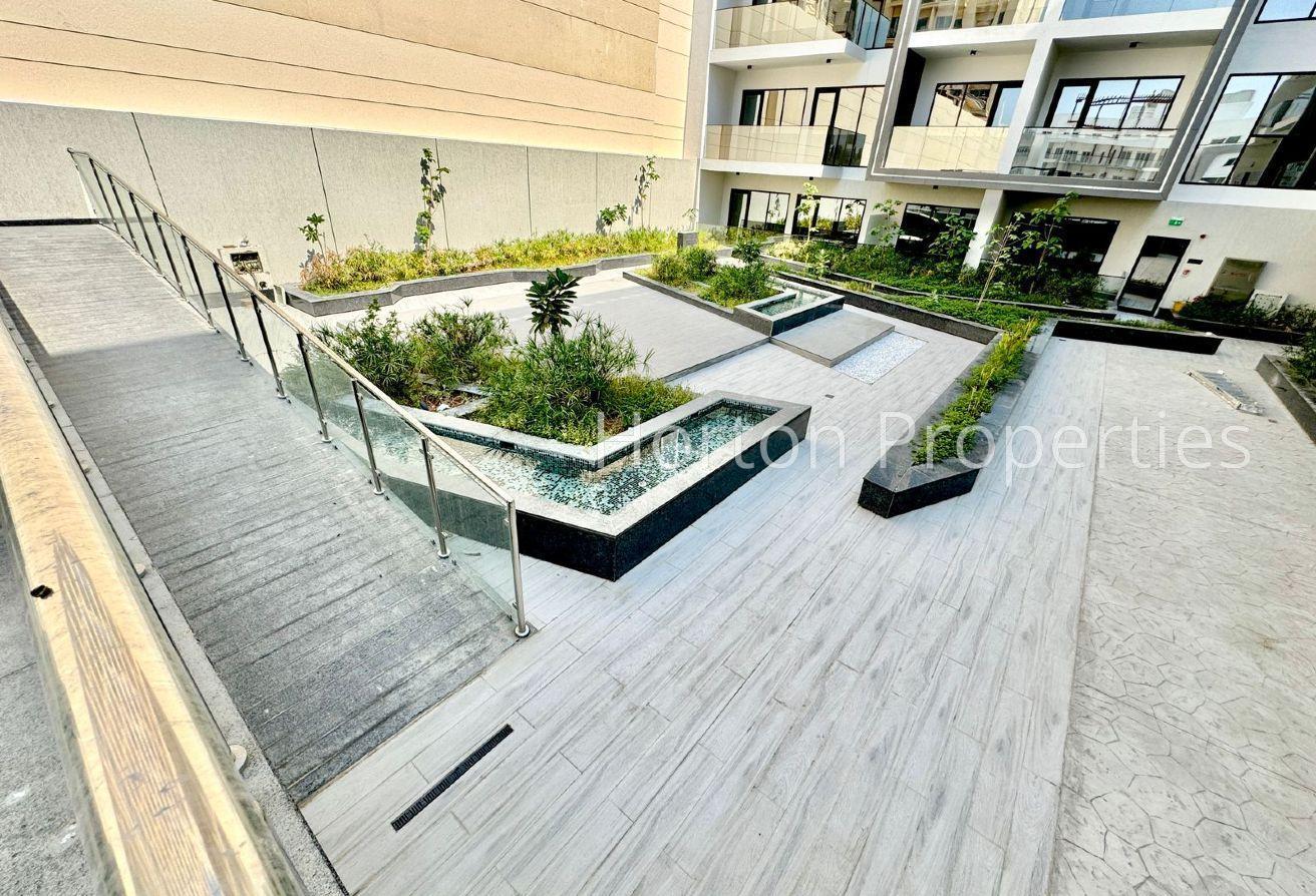 FURNISHED STUDIO | POOL VIEW | NEAR CIRCLE MALL photo 11