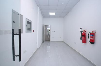 Shop - Studio for rent in Al Karama - Dubai Shop - Studio for rent in Al Karama - Dubai