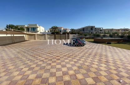 Villa - 6 - 7+ for rent in Al Barsha 2 - Al Barsha - Dubai