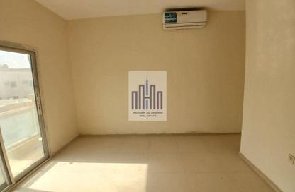 Apartment - 2 Bedrooms - 1 Bathroom for rent in Fire Station Road - Muwaileh - Sharjah