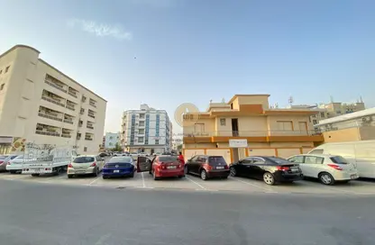 عمارة بالكامل - 8 غرف نوم - 6 حمامات للبيع في النعيمية - النعيمية - عجمان