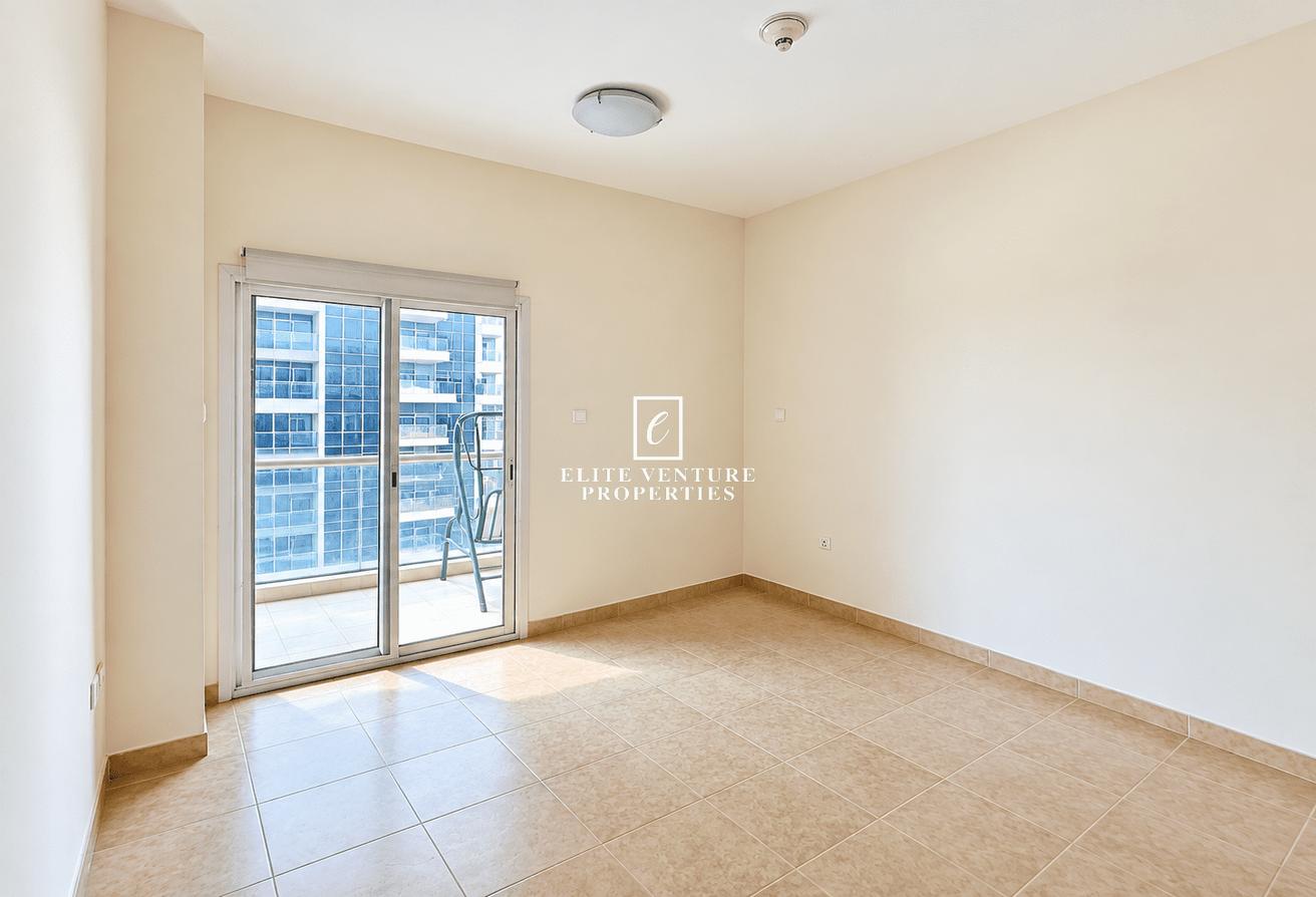 CHILLER FREE | HIGH FLOOR | PREMIUM LIVING photo 4