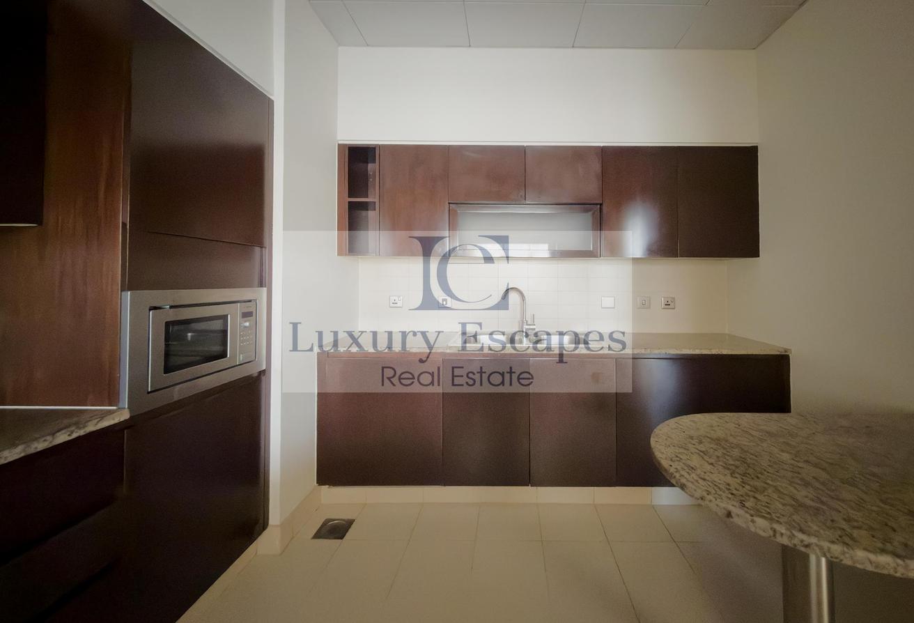 Prime Location | Resort Facilities | Beach Access photo 4