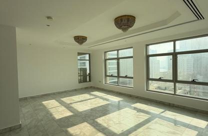 Apartment - 3 - 4 for rent in Al Bassam Tower - Al Majaz 3 - Al Majaz - Sharjah Apartment - 3 - 4 for rent in Al Bassam Tower - Al Majaz 3 - Al Majaz - Sharjah