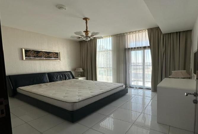 76988899 - Property Image 2