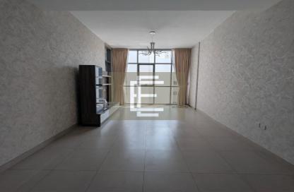Apartment - 1 - 2 for rent in Dubai Wharf Tower 2 - Dubai Wharf - Al Jaddaf - Dubai