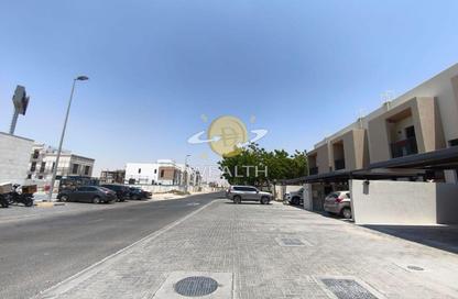 Townhouse - 3 - 5 for rent in Nasma Residence - Al Tai - Sharjah