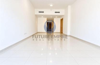Apartment - 1 - 2 for rent in Abdul Rahim Mohd Al Zarooni Building - Al Mankhool - Bur Dubai - Dubai