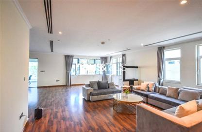 Villa - 5 Bedrooms - 5 Bathrooms for rent in Regional Large - Regional - Jumeirah Park - Dubai