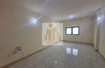 شقة - 3 غرف نوم - 3 حمامات للايجار في شعبية 11 - شعبية - مصفح - أبوظبي