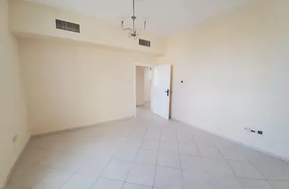 شقة - 2 غرف نوم - 3 حمامات للبيع في المجاز 2 - المجاز - الشارقة