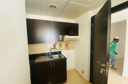 Apartment - 2 Bedrooms - 3 Bathrooms for rent in Summer 2 - Summer - Seasons Community - District 15 - Jumeirah Village Circle - Dubai