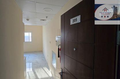Apartment - Studio - 1 Bathroom for rent in Bu Tina - Al Sharq - Sharjah
