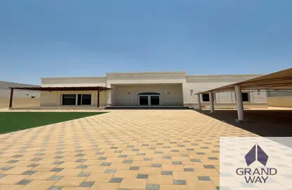 Villa - 3 Bedrooms - 4 Bathrooms for rent in Nad Al Sheba 4 - Nad Al Sheba - Dubai