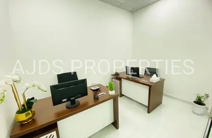 Office Space - 1 Bedroom - 1 Bathroom for rent in Red Avenue - Al Garhoud - Dubai Office Space - 1 Bedroom - 1 Bathroom for rent in Red Avenue - Al Garhoud - Dubai