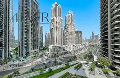 Apartment - 2 Bedrooms - 3 Bathrooms for rent in Boulevard Crescent Tower 1 - BLVD Crescent - Downtown Dubai - Dubai