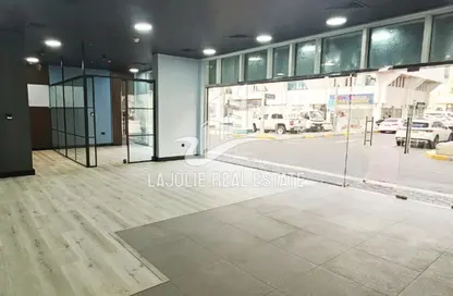Shop - Studio for rent in Al Khalidiya - Abu Dhabi Shop - Studio for rent in Al Khalidiya - Abu Dhabi
