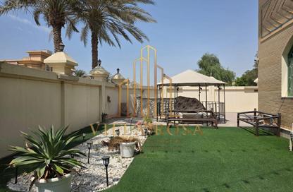 Villa - 7+ - 7 for sale in Al Ramaqiya - Wasit - Sharjah