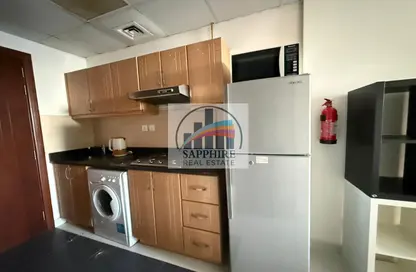 شقة - 1 حمام للايجار في مساكن النخبة رقم 3 - مساكن النخبة الرياضية - مدينة دبي الرياضية - دبي