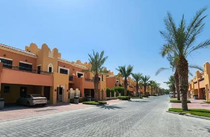 Villa - 4 Bedrooms - 5 Bathrooms for rent in Bloomingdale - Dubai Sports City - Dubai