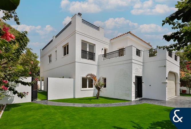 53176408 - Property Image 2