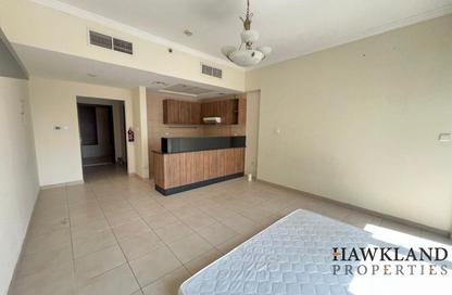 Apartment - Studio - 1 for rent in Burj Al Nujoom - Downtown Dubai - Dubai Apartment - Studio - 1 for rent in Burj Al Nujoom - Downtown Dubai - Dubai