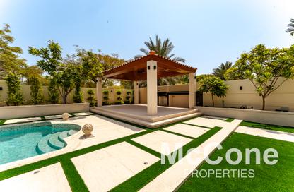 Villa - 4 Bedrooms - 6 Bathrooms for rent in District 3 - Jumeirah Park - Dubai