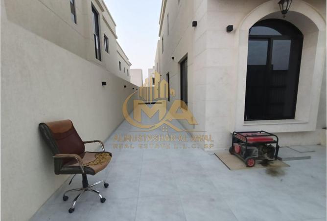 142843812 - Property Image 2