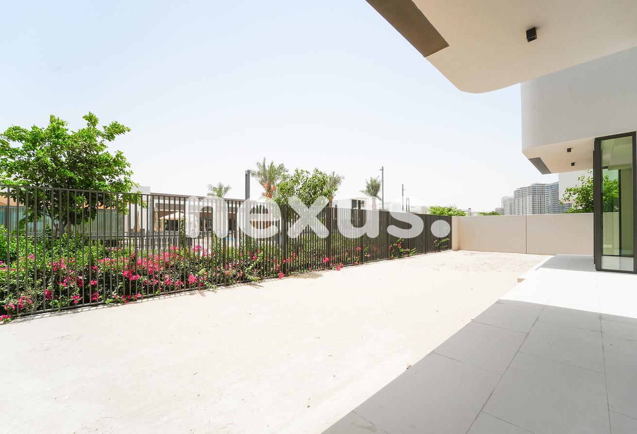 BRAND NEW VILLA | LANDSCAPED| MULTIPLE UNITS photo 12