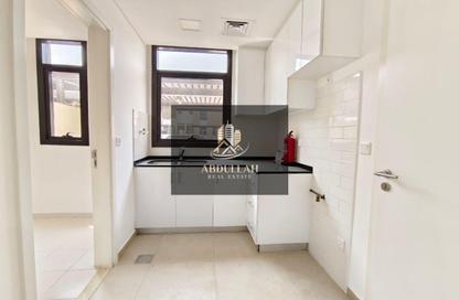 Apartment - 2 - 3 for rent in Nasma Residence - Al Tai - Sharjah