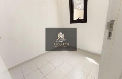 Apartment - 2 - 3 for rent in Nasma Residence - Al Tai - Sharjah