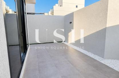 Villa - 3 - 3 for sale in Hawthorn - Damac Hills 2 - Dubai