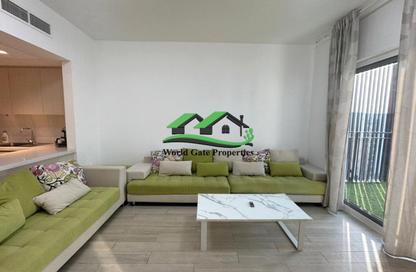 Apartment - 2 Bedrooms - 2 Bathrooms for rent in Waters Edge - Yas Island - Abu Dhabi