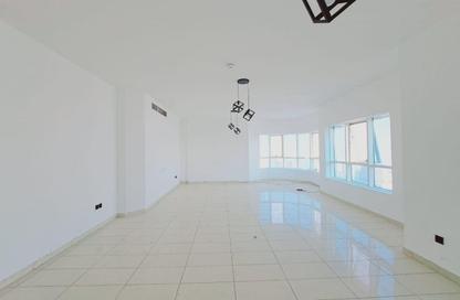 Apartment - 3 Bedrooms - 5 Bathrooms for rent in Al Majaz 3 - Al Majaz - Sharjah