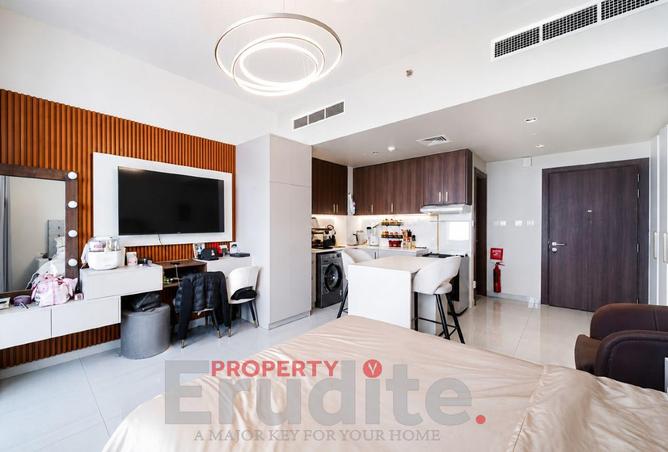 92721025 - Property Main Image