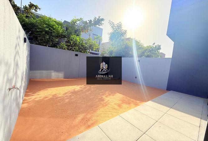 74233472 - Property Main Image