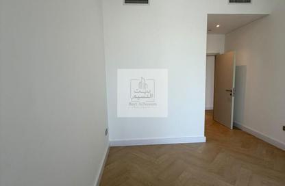 Apartment - 1 - 1 for rent in Cayan Tower - Dubai Marina - Dubai