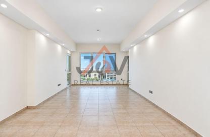 Apartment - 2 - 4 for rent in Marina Residences 3 - Marina Residences - Palm Jumeirah - Dubai