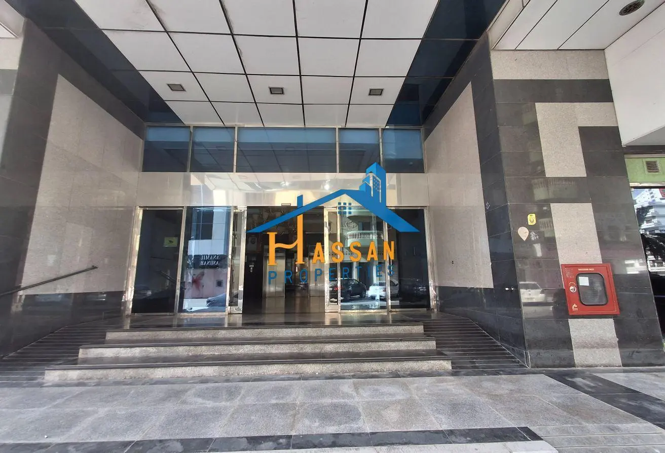 84092082 - Property Main Image