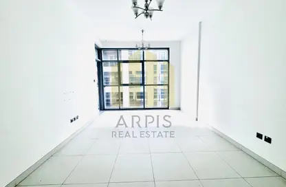Apartment - 1 Bedroom - 2 Bathrooms for rent in Karimian 3 - Jumeirah Garden City - Al Satwa - Dubai
