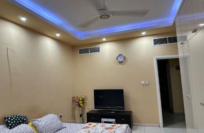 Apartment - 2 Bedrooms - 3 Bathrooms for sale in Al Rashidiya Towers - Al Rashidiya - Ajman Downtown - Ajman