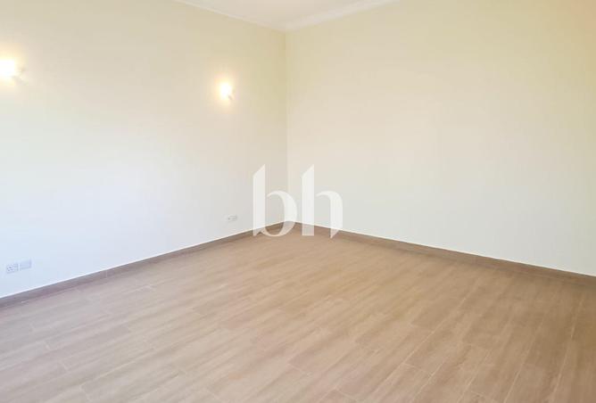 113706020 - Property Image 3