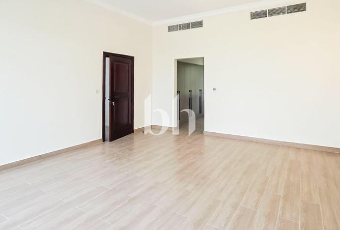 113706020 - Property Image 2